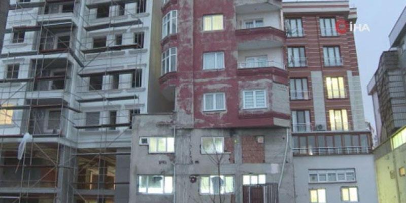 It was talked about a lot on social media!  That apartment in Bağcılar is being demolished today