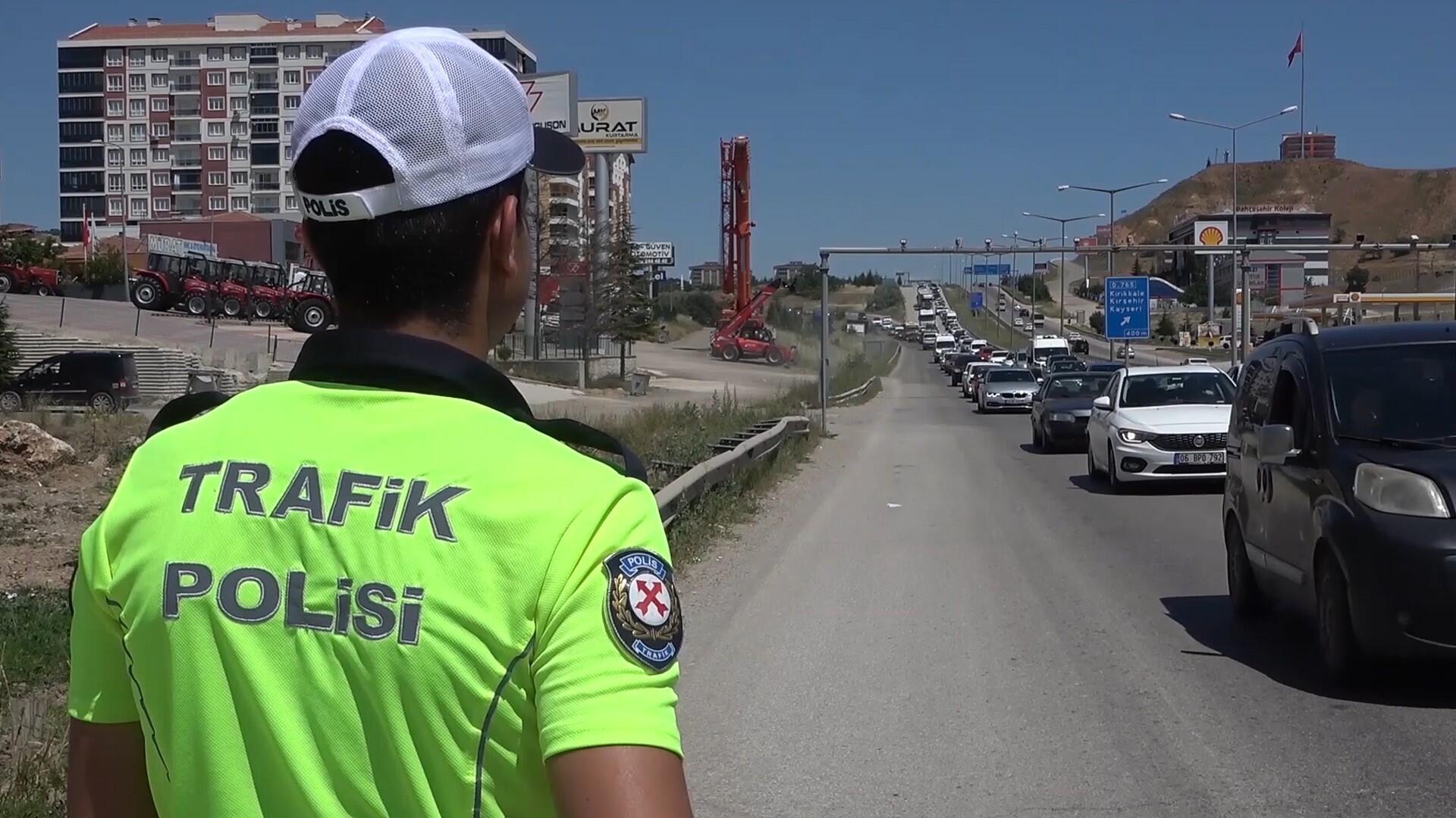 43 ilin geçiş güzergahında 1 haftalık trafik denetimi bilançosu: 13 milyon lira ceza