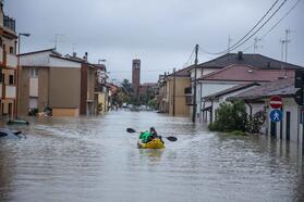 İtalya'da sel felaketinde 3 kişi hayatını kaybetti