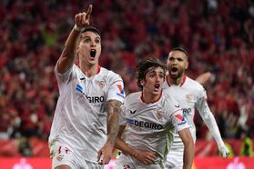 UEFA Avrupa Ligi'nde finalin adı belli oldu: Roma-Sevilla