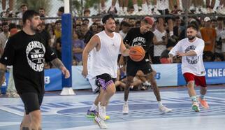 İzmir’de basketbolseverler smaç gösterisinde buluştu