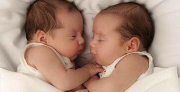 Rüyada İkiz Erkek Bebek Görmek Ne Anlama Gelir? Rüyada İkiz Erkek Çocuk Görmek Neye Yorumlanır?