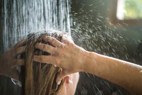 Saçlar ne sıklıkla yıkanmalı? Saç yıkarken yapılan hatalar neler?