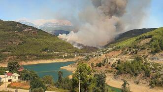 SON DAKİKA: Antalya'da orman yangını