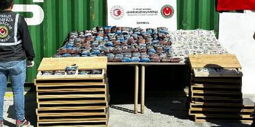 İstanbul'da büyük operasyon: 424 kilo uyuşturucu ele geçirildi