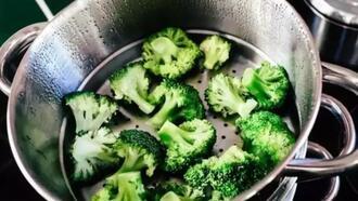 Brokolinin faydaları ve zararları nelerdir?