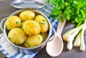 Haşlanmış Patatesle Ne Yapılır? Haşlanmış Patates İle Yapılabilecek Yemek Tarifleri...