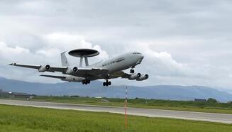 NATO, Litvanya’ya gözetim uçakları yolluyor