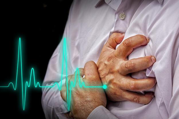 mide agrisi deyip gecmeyin kalp krizi habercisi olabilir saglik haberleri