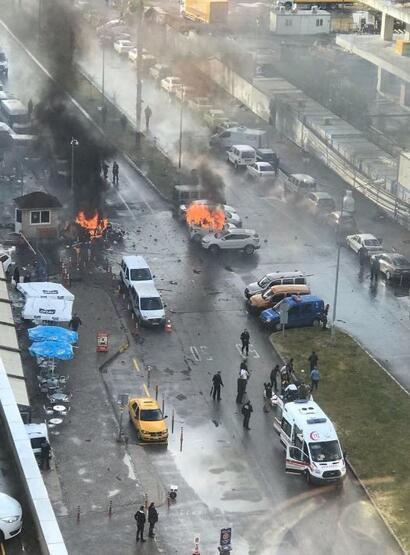 İzmir'deki patlamadan ilk kareler