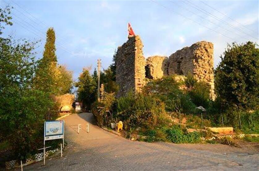 Akçakoca'daki Cenaviz Kalesi restore edilecek