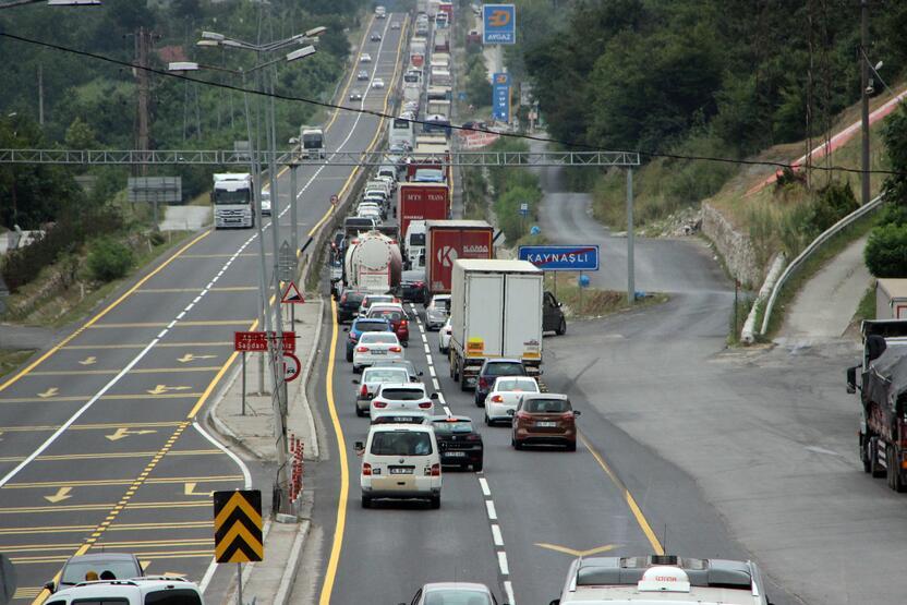 Bolu Dağı'nda trafik felç oldu 
