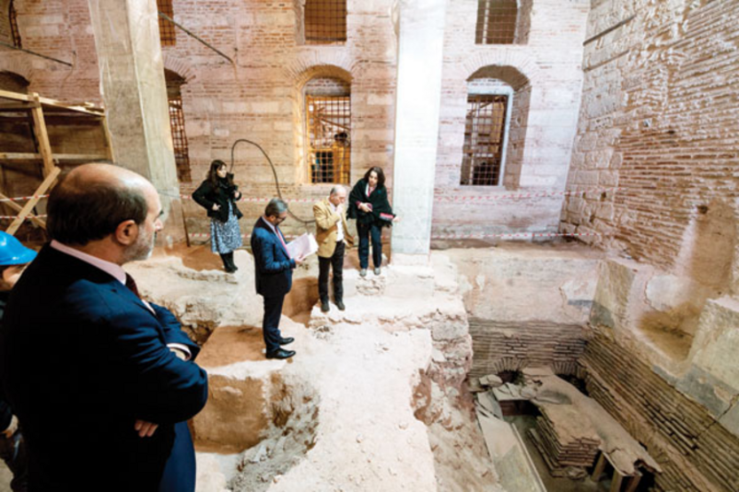 Topkapı Sarayı restorasyonu sırasında tarihi keşif: Fatih Sultan Mehmet'in hamamı bulundu