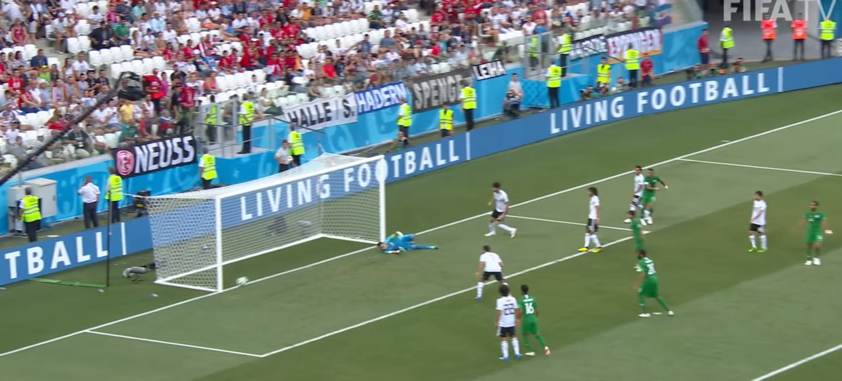 Mısır son dakikada gol yedi, yorumcu kalp krizinden öldü