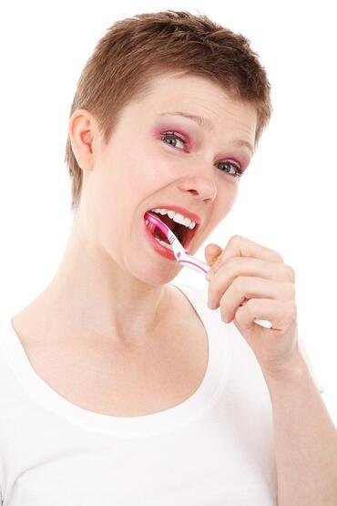 Sağlıklı dişler için 10 altın kural