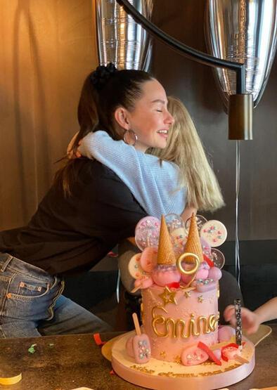 Yasemin Özilhan'dan kızının doğum gününü böyle kutladı