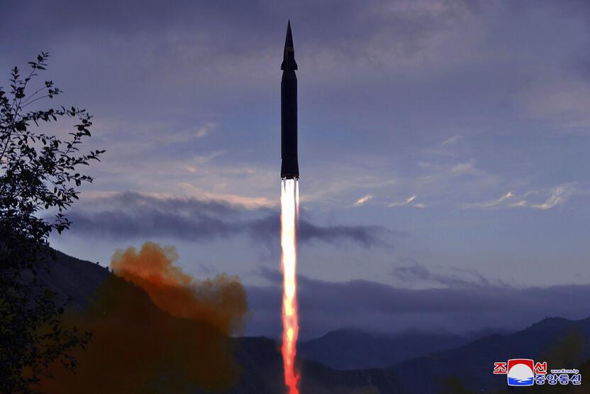 Kuzey Kore'den yeni tip 'hipersonik füze' denemesi