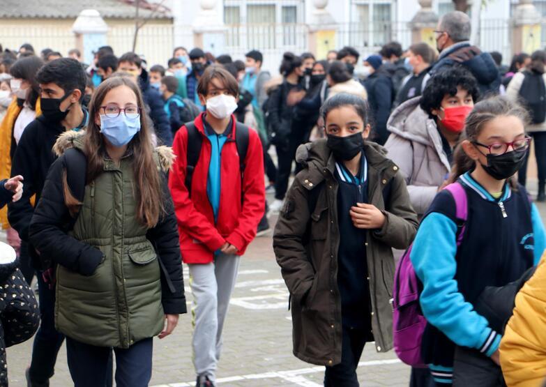 'Çocuklarda gribal enfeksiyon arttı, okullarda mutlaka maske takılmalı'