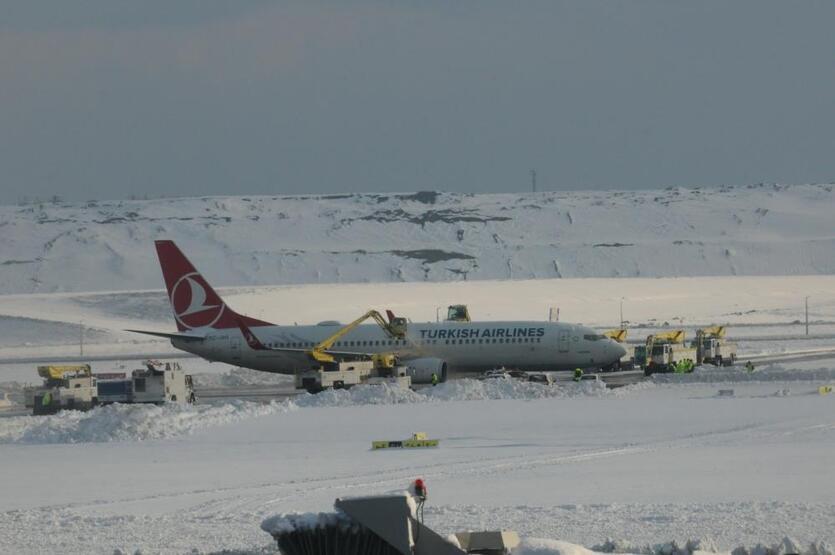 İstanbul Havalimanı'nda uçuşlar artarak devam ediyor