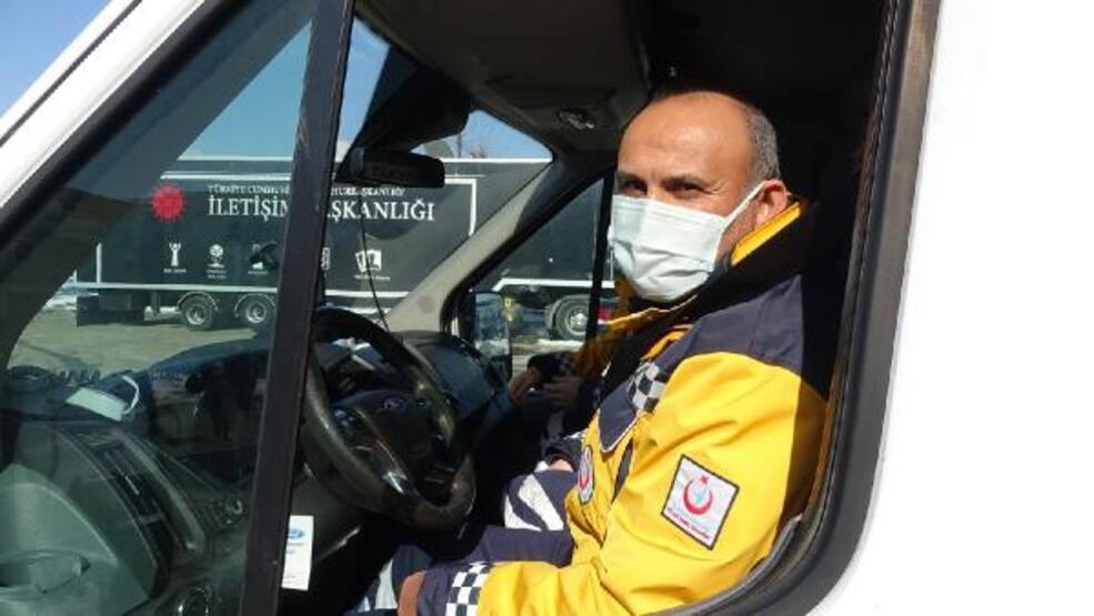 Bakan Koca'nın paylaştığı ambulans şoförü: Hastayı annemiz, babamız gibi görüyoruz