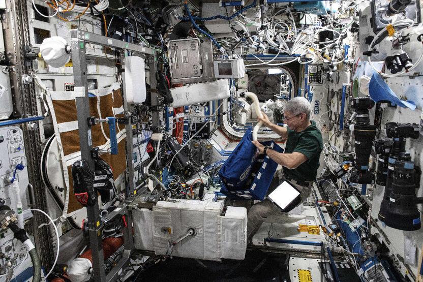 Amerikalı astronot Rus uzay aracını Dünya'ya döndürecek 