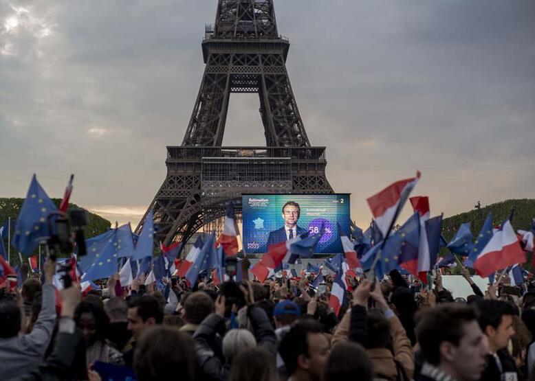 Fransa'da Macron'u bekleyen 5 zorlu süreç