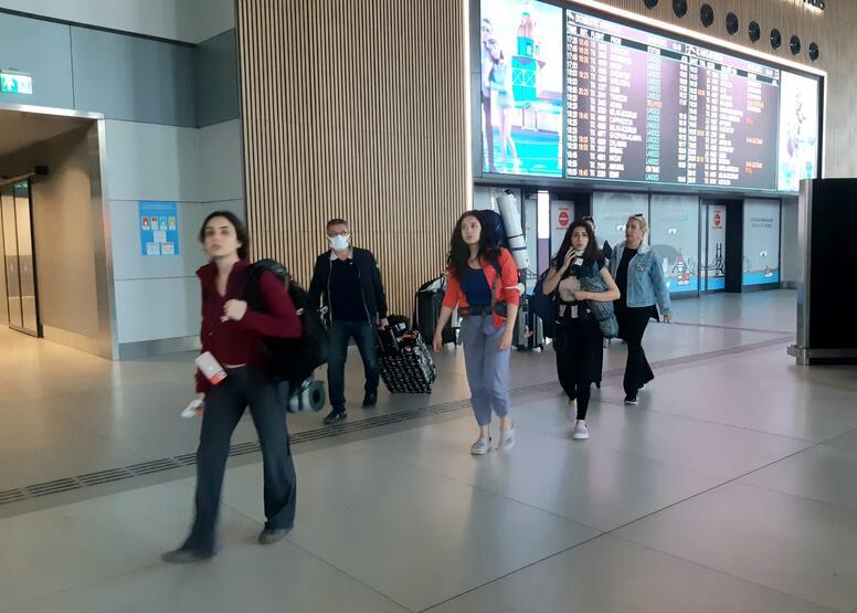 İstanbul Havalimanı'nda tatilcilerin dönüş yoğunluğu