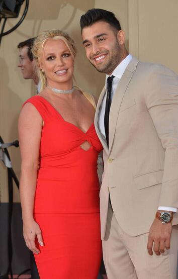 Britney Spears nişanlısı Sam Asghari'yle evlendi... Eski eşi, ünlü şarkıcının düğününü bastı!