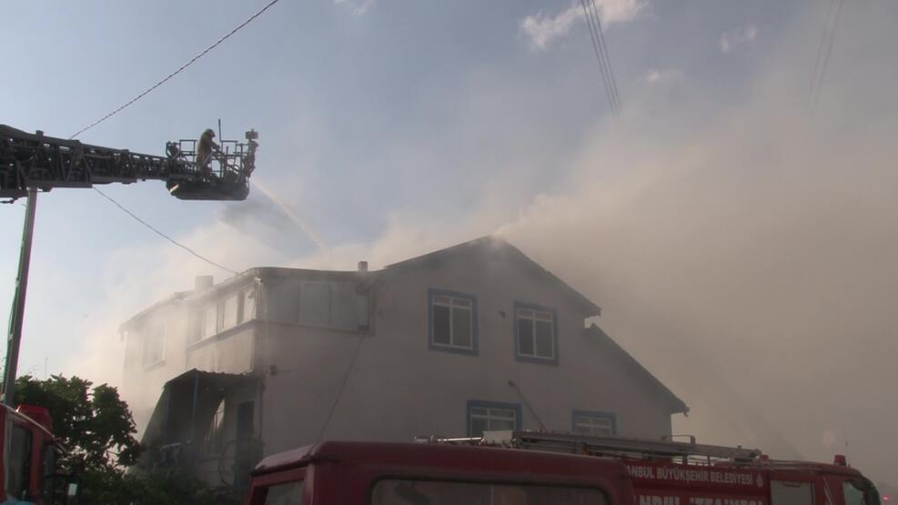 Son dakika haberi: Tuzla'da fabrika yangını