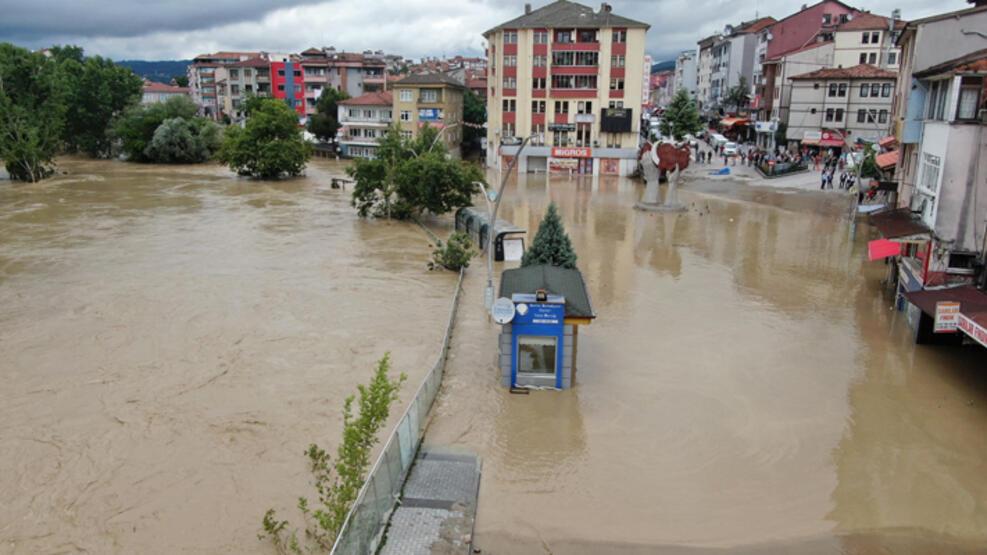 Bartın'da sel felaketi! Şehir böyle görüntülendi