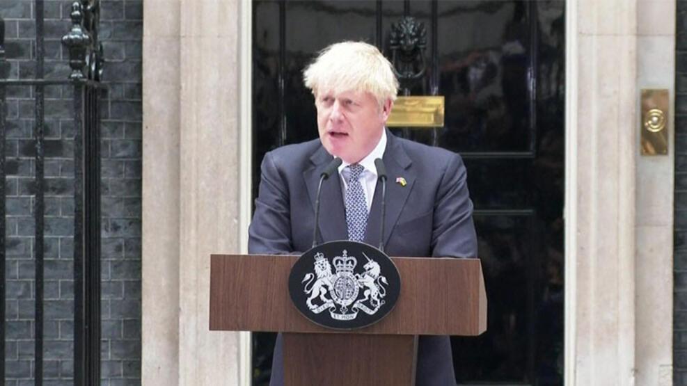 48 saatlik krize direnemedi: Boris Johnson neden istifa etti?