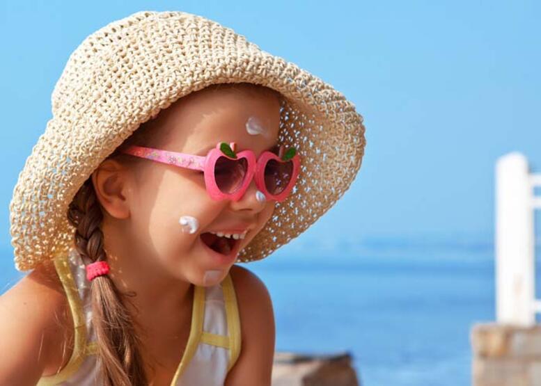 Çocuklarda güneş çarpmasına karşı 8 kritik önlem