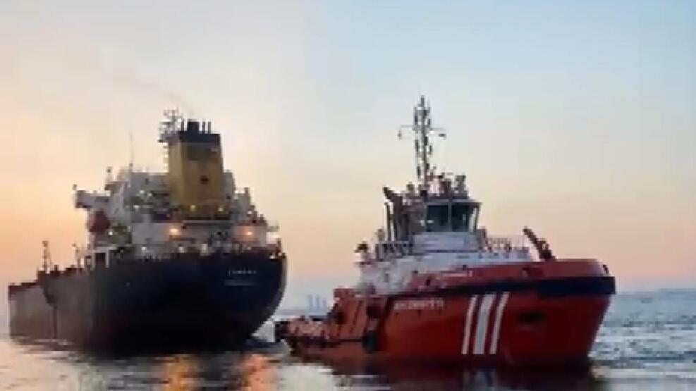 İstanbul Boğazı'nda arıza yapan tanker kurtarıldı