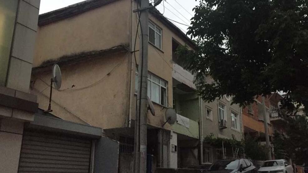 Kocaeli'de dehşet: Kiraya zam isteyen ev sahibinin oğullarını pompalı tüfekle vurdu