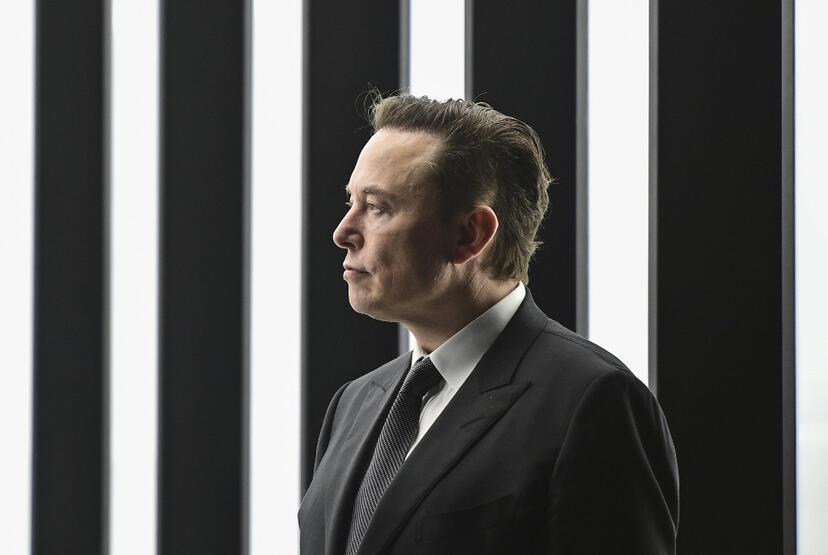 Elon Musk, 50 milyar dolarlık Tesla tazminatıyla ilgili davada ifade verecek 