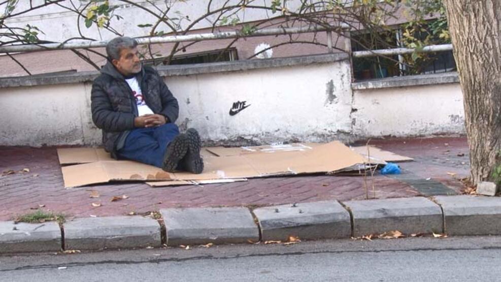 Oğlu kaçırılan babadan Ankara'da, HDP önünde oturma eylemi