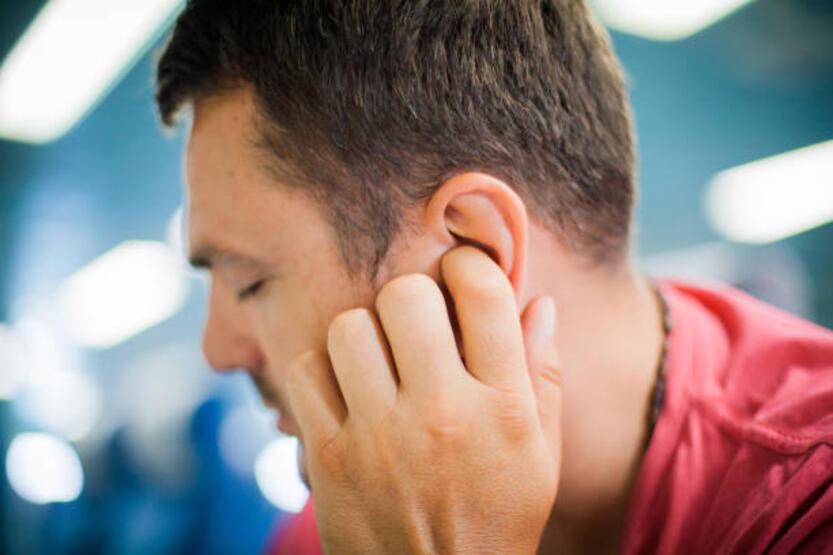 Kulak ağrısının 6 önemli nedeni! Bu 3 hatayı sakın yapmayın