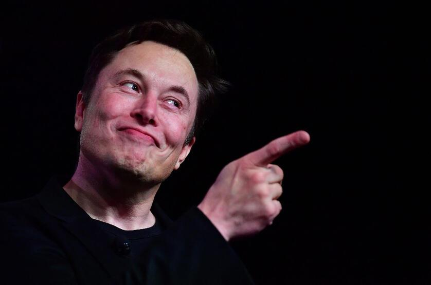 Zelenskiy, Elon Musk'ı azarladı: Gel ve kendin gör