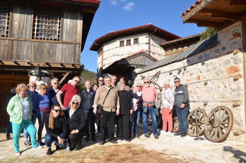 Antalya'nın beton yapısı olmayan köyüne ziyaretçi akını
