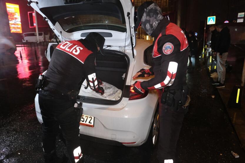 İstanbul'da 'Yeditepe Huzur Denetimi' yapıldı