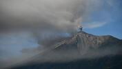 Guatemala'daki Fuego Yanardağı'nda patlama