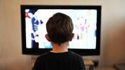 Çocuğunuz yüksek sesle televizyon izliyorsa işitme kaybı olabilir! Çocuklarda işitme kaybı belirtileri 