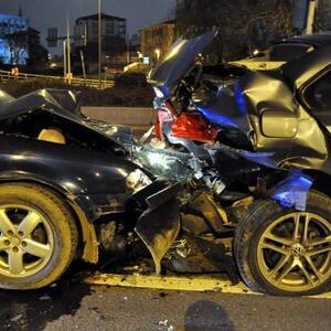Alkollü ve ehliyetsiz sürücü kazaya neden oldu: 2 yaralı