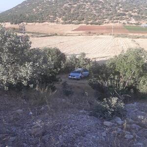 Diyarbakırda otomobil şarampole yuvarlandı: 3 yaralı