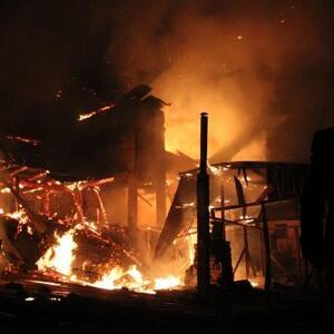 Mahalledeki yangında 7 ev alev alev yandı