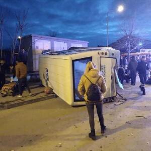 Kırklareli’nde özel halk otobüsü ile otomobil çarpıştı; 7 yaralı