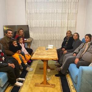 Depremzede aileye Safranboluda evlerini açtılar