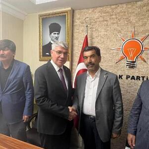 İYİ Partili Cevdetiye Belediye Başkanı Özer, AK Partiye geçti