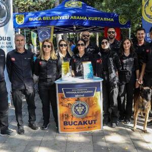 İzmirde hayvan dostları 2’nci FestPati Bucada buluştu
