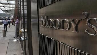 Moody's İngiltere'nin kredi görünümünü negatife çevirdi